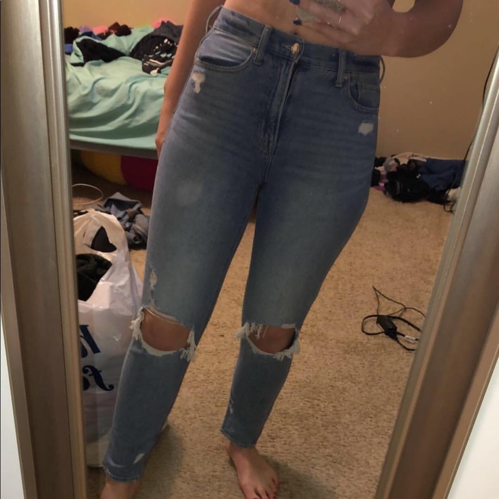 American Eagle Mom Jeans